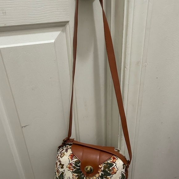 Anthropologie Carmen Crossbody Bag - Picture 4 of 8